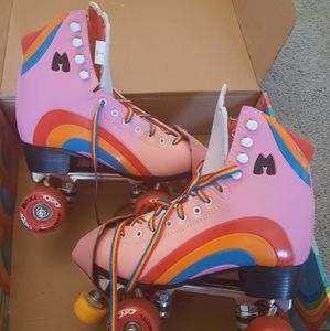 Moxie Rainbow Riders Size 7 mens/ 8 Womens
